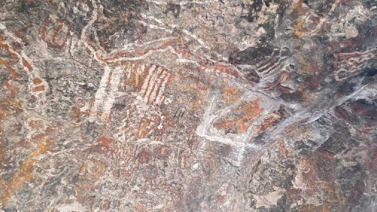 Denuncian Daño Irreparable a Pintura Rupestre en Coahuila con Sierra Eléctrica