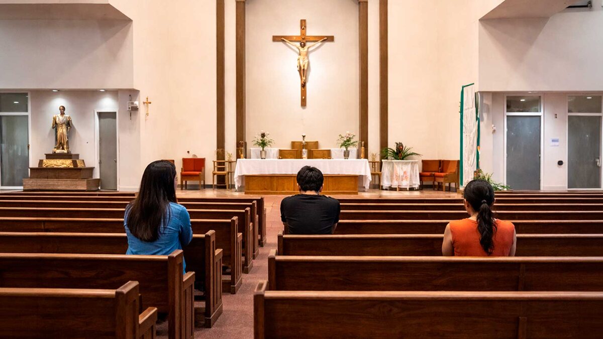 ¿Por qué cada vez más jóvenes ya no creen en Dios?
