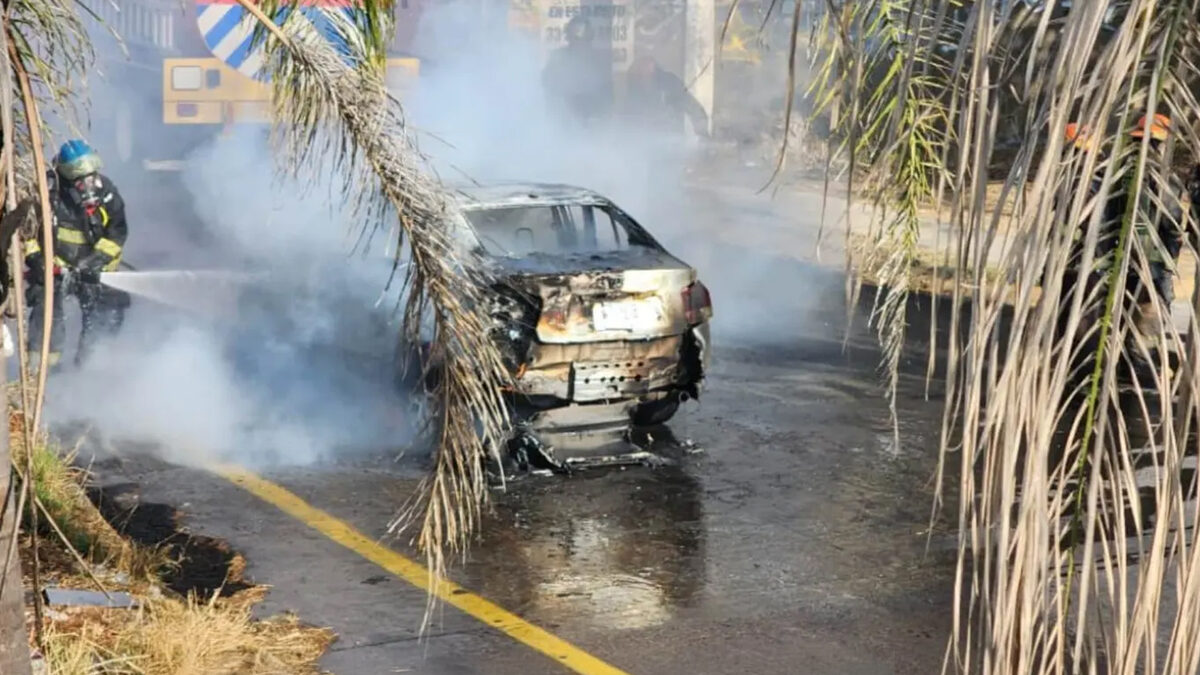 Si quemaron tu vehículo, no denuncies incendio, declara robo con violencia