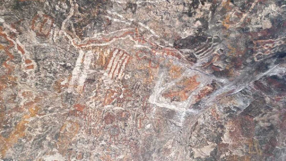 Denuncian-Daño-Irreparable-a-Pintura-Rupestre-en-Coahuila-con-Sierra-Eléctrica